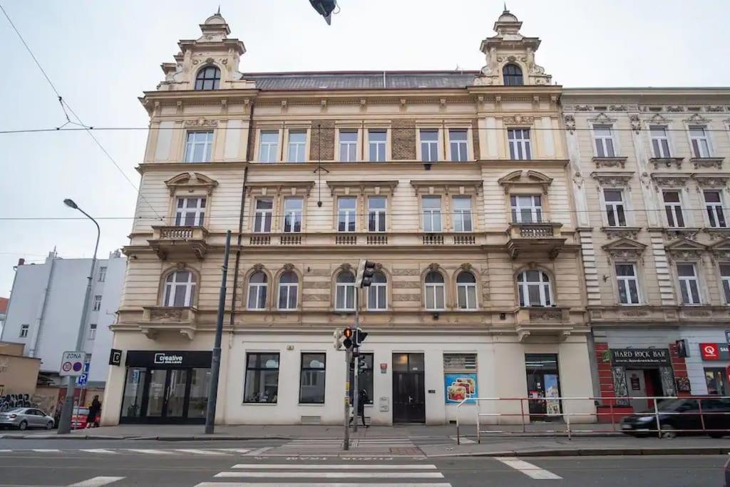 Helen Homestay Prague Palmovka Luaran gambar