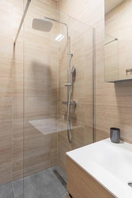 Helen Homestay Prague Palmovka Luaran gambar