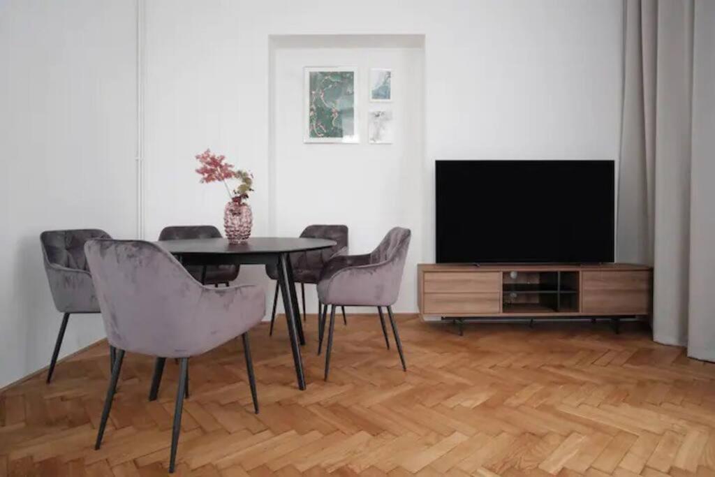 Helen Homestay Prague Palmovka Luaran gambar